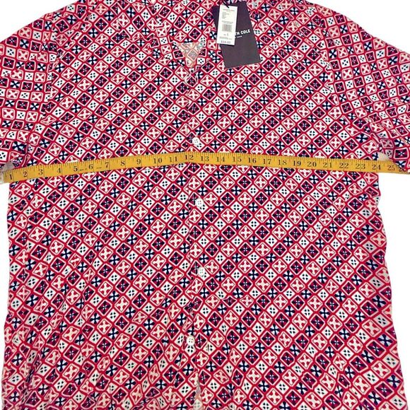 NWT Kenneth Cole Red and Blue Soft Short Sleeve Button Front Shirt  Size Large - Picture 5 of 10